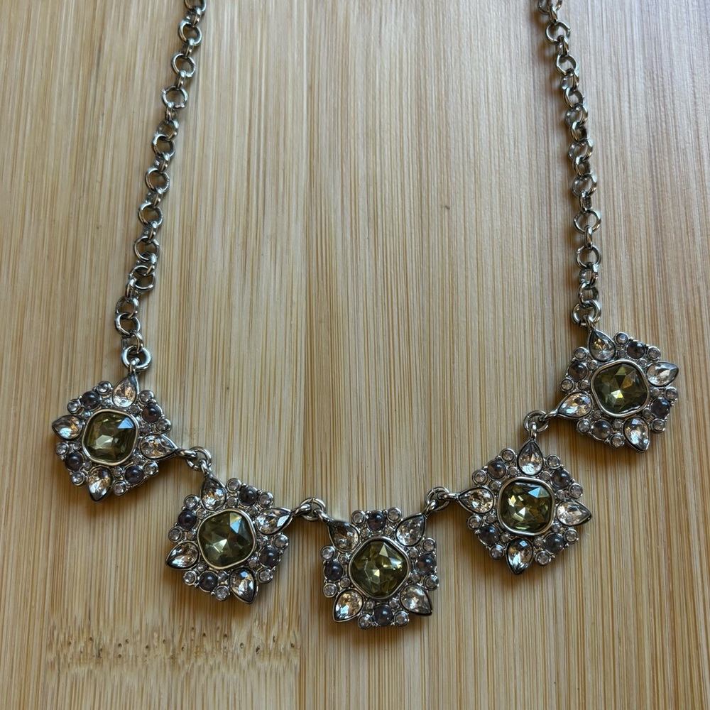 BANANA REPUBLIC silver statement necklace
